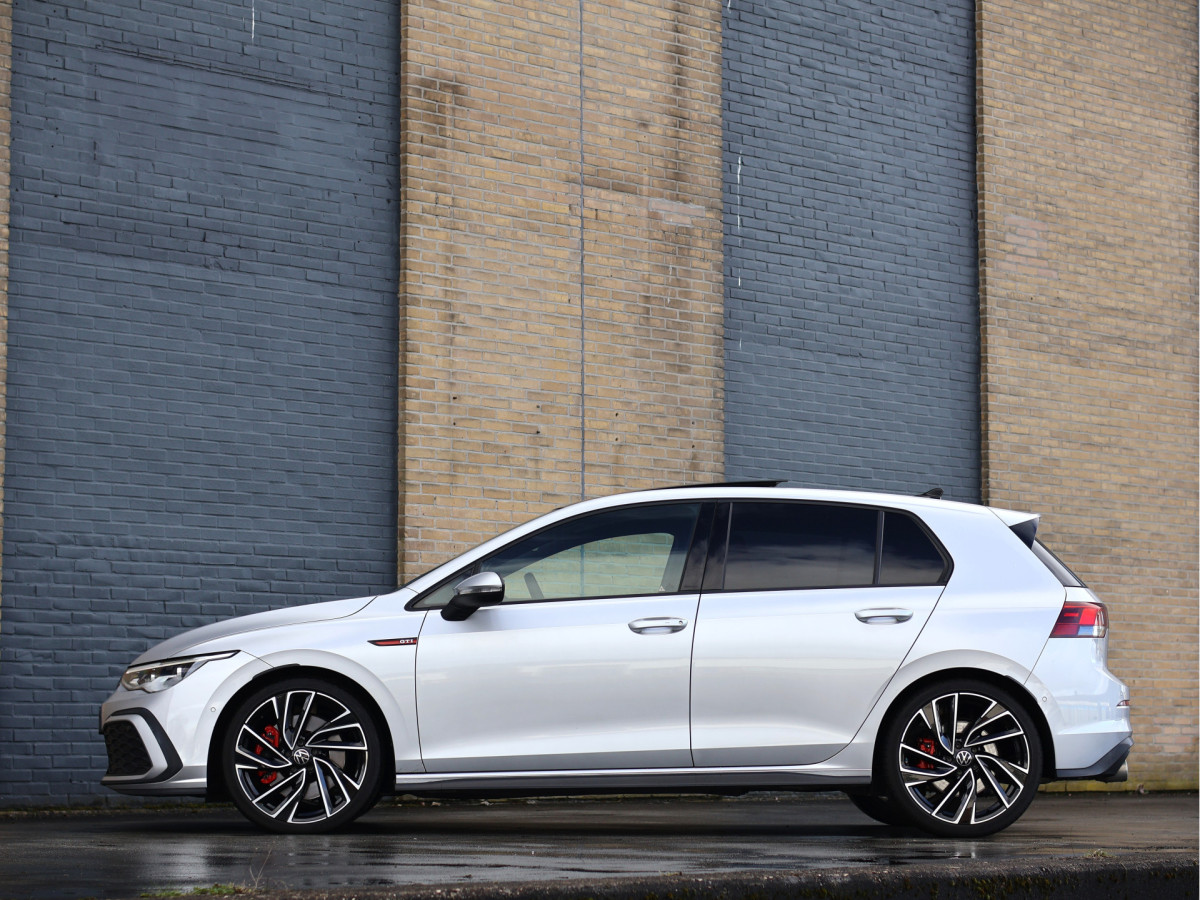 Volkswagen Golf 8 2.0 TSI GTI DSG