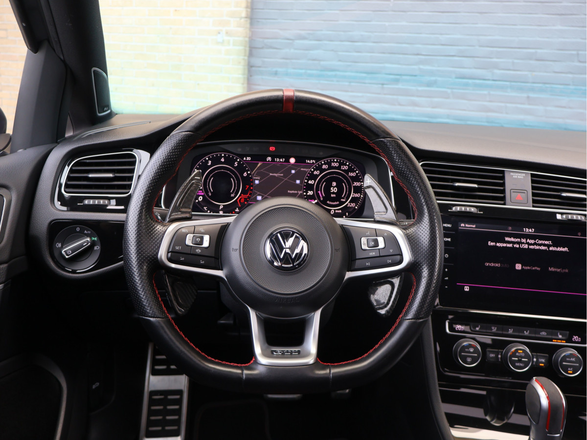Volkswagen Golf 2.0 TSI GTI TCR 290PK DSG