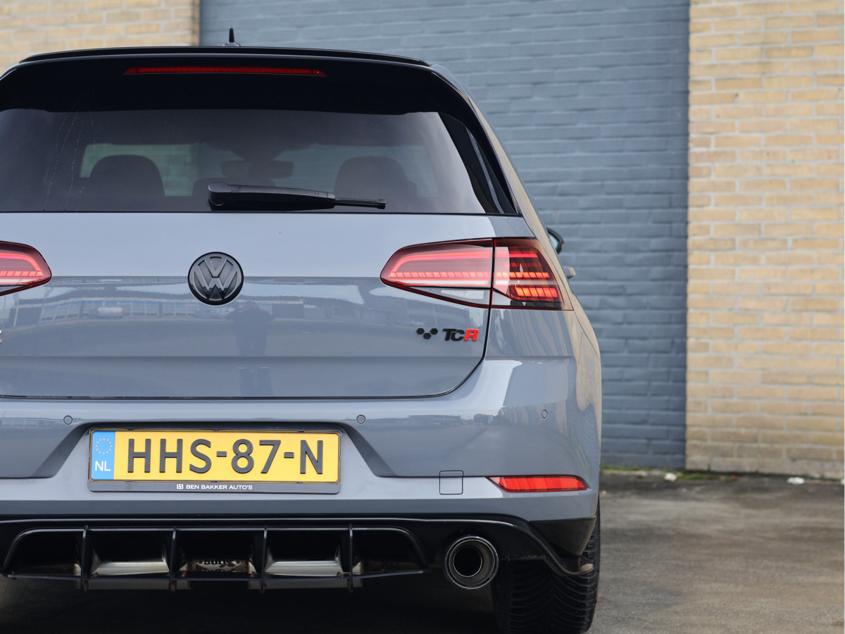 Volkswagen Golf 2.0 TSI GTI TCR 290PK DSG