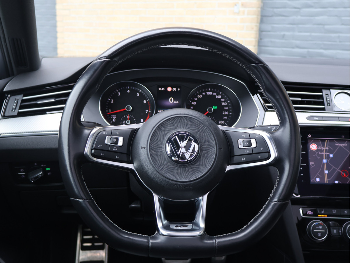 Volkswagen Passat Variant 1.8 TSI R-line Business DSG