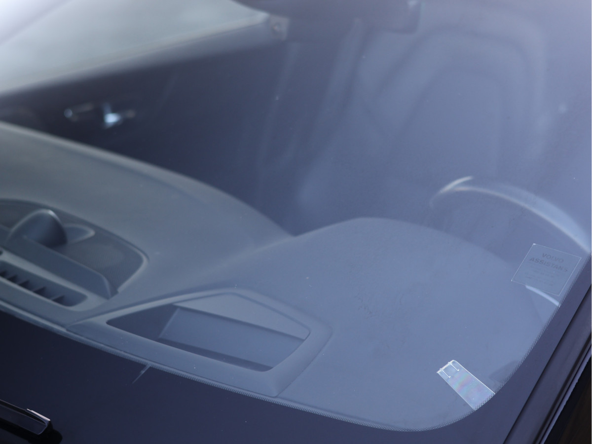 Volvo V60 2.0 T6 Recharge AWD R-Design