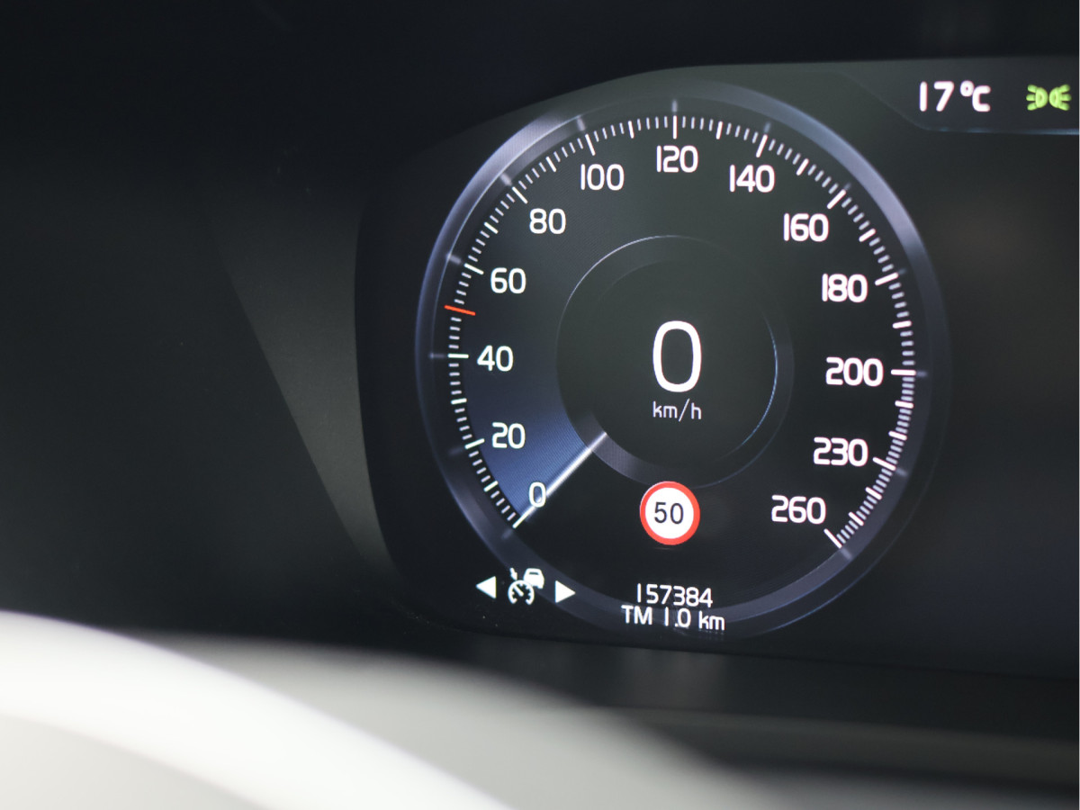 Volvo V60 2.0 T6 Twin Engine AWD R-Design