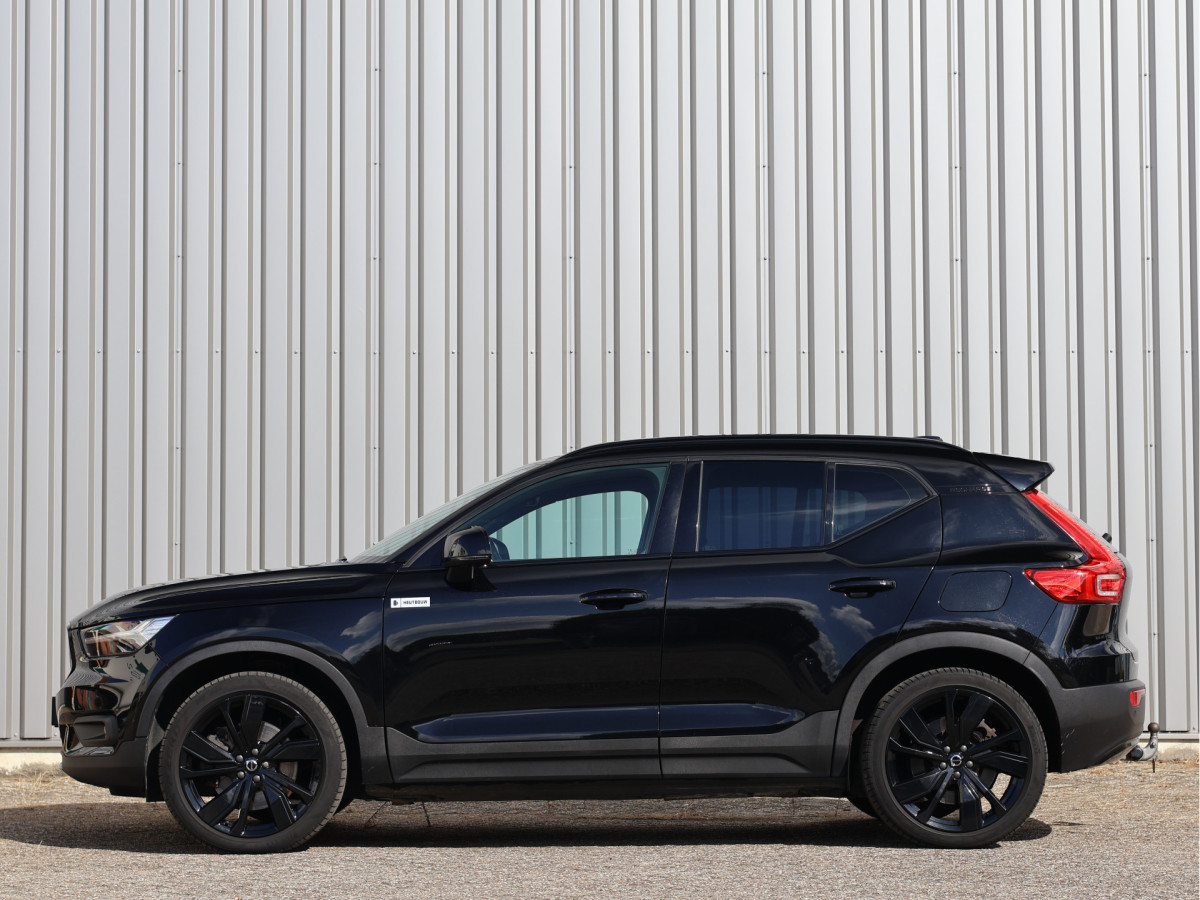 Volvo XC40 Recharge P8 AWD R-Design 408PK
