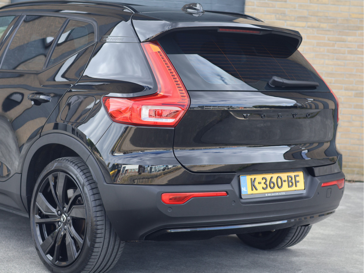 Volvo XC40 Recharge P8 AWD R-Design 408PK