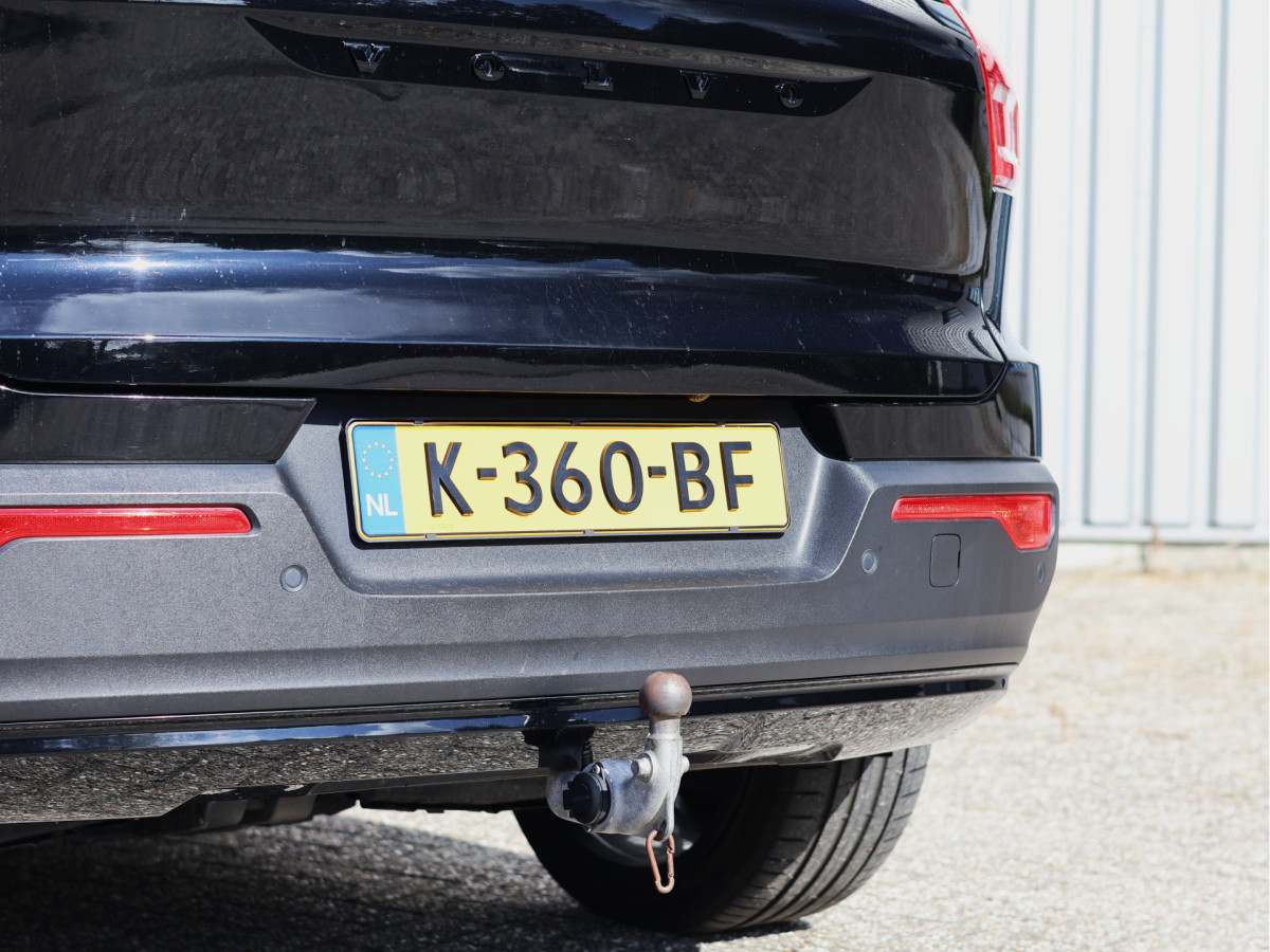 Volvo XC40 Recharge P8 AWD R-Design 408PK
