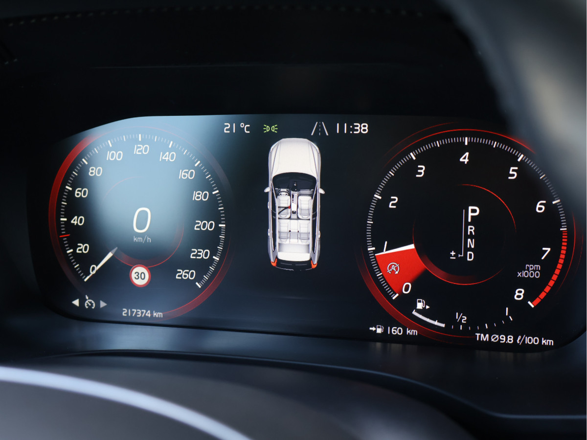 Volvo XC60 2.0 T4 Momentum Pro