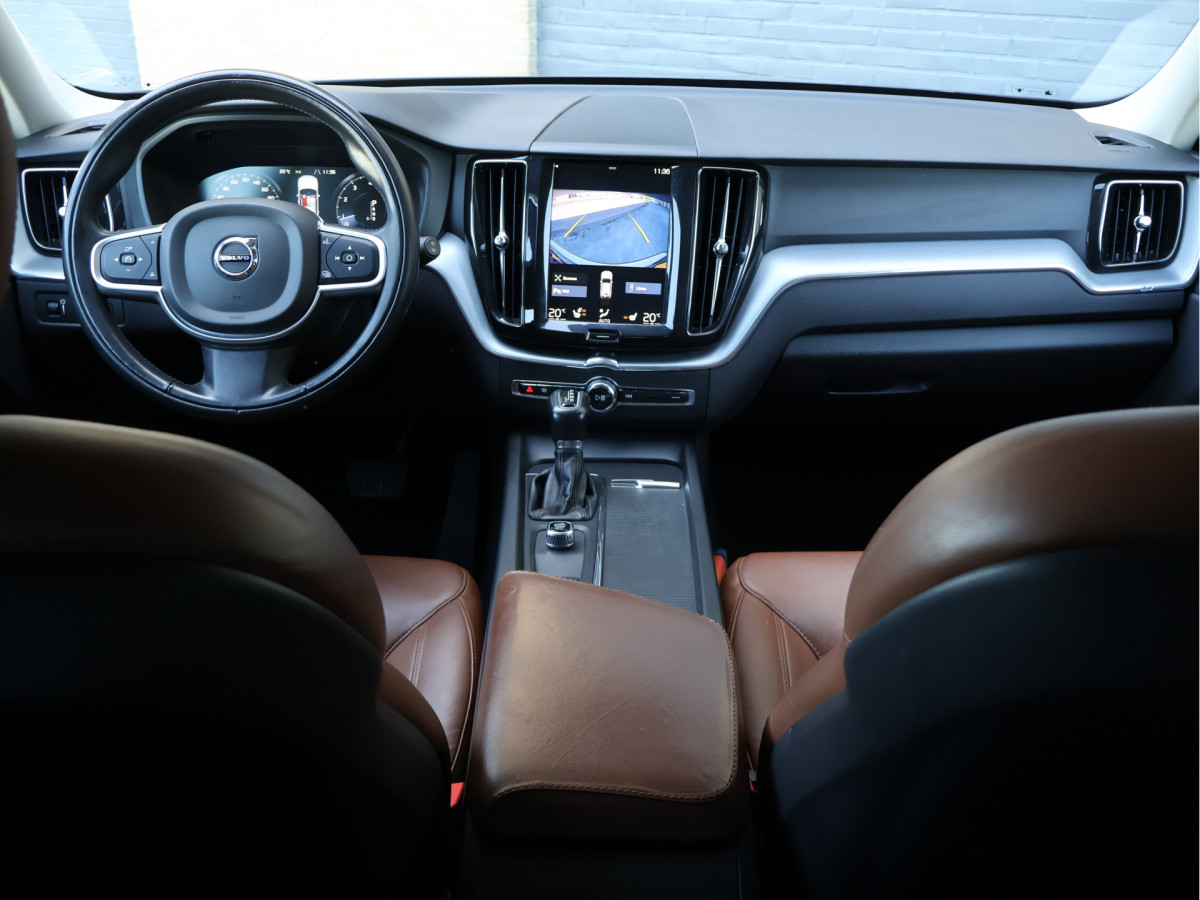 Volvo XC60 2.0 T4 Momentum Pro