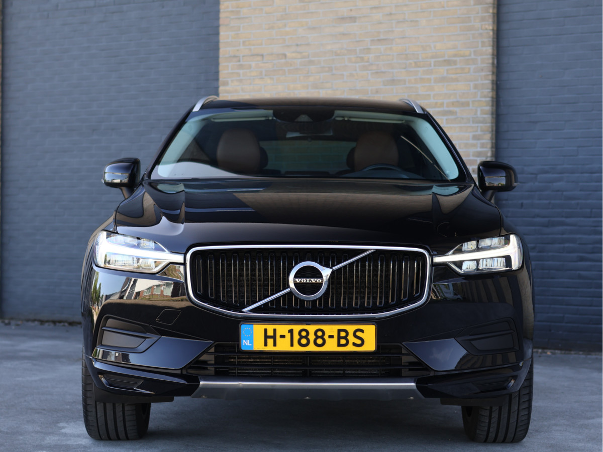 Volvo XC60 2.0 T4 Momentum Pro