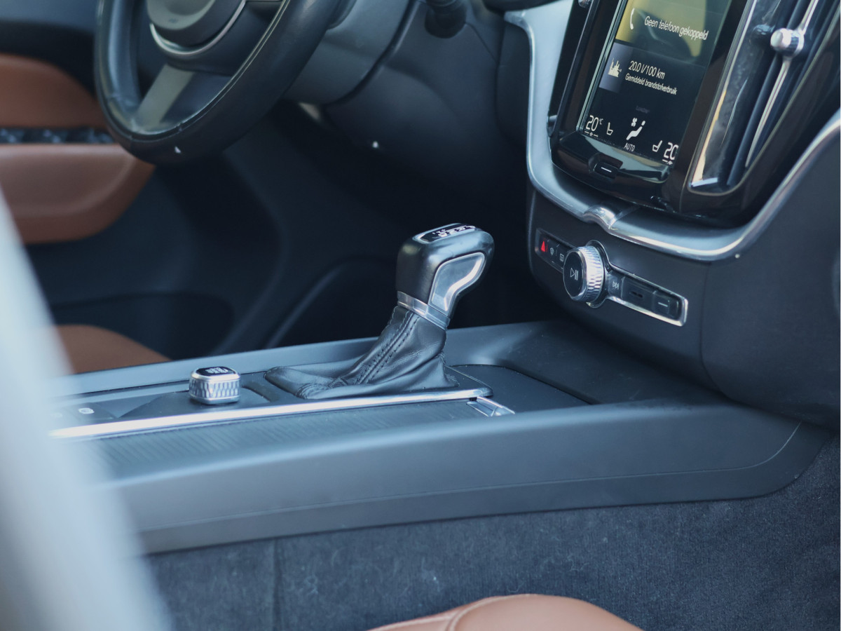 Volvo XC60 2.0 T4 Momentum Pro