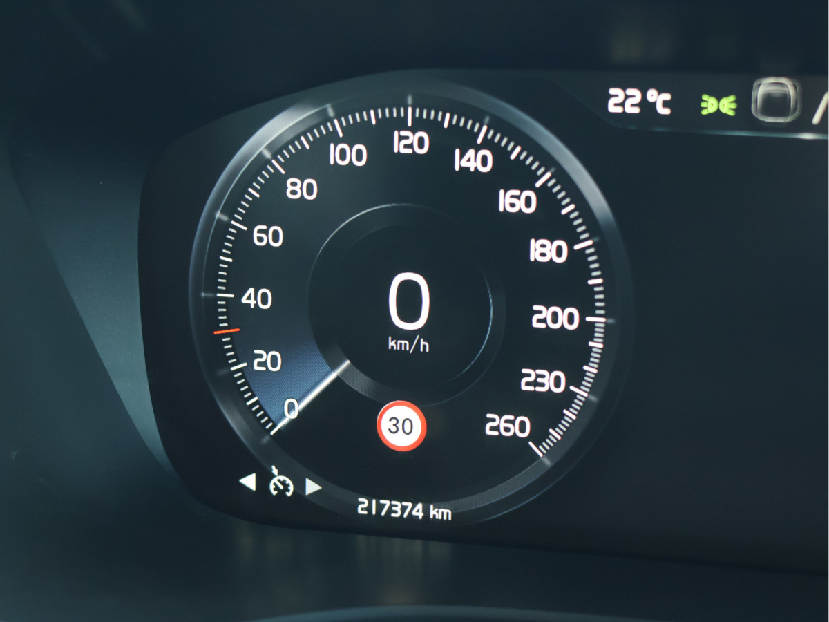 Volvo XC60 2.0 T4 Momentum Pro