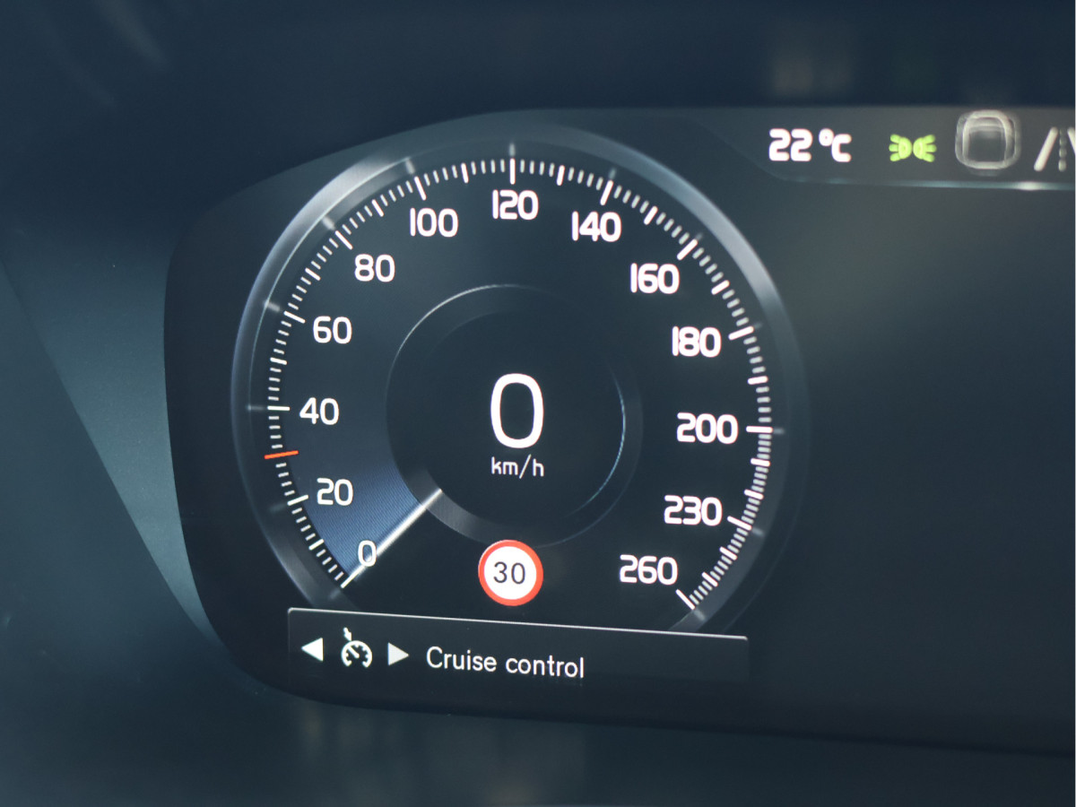 Volvo XC60 2.0 T4 Momentum Pro