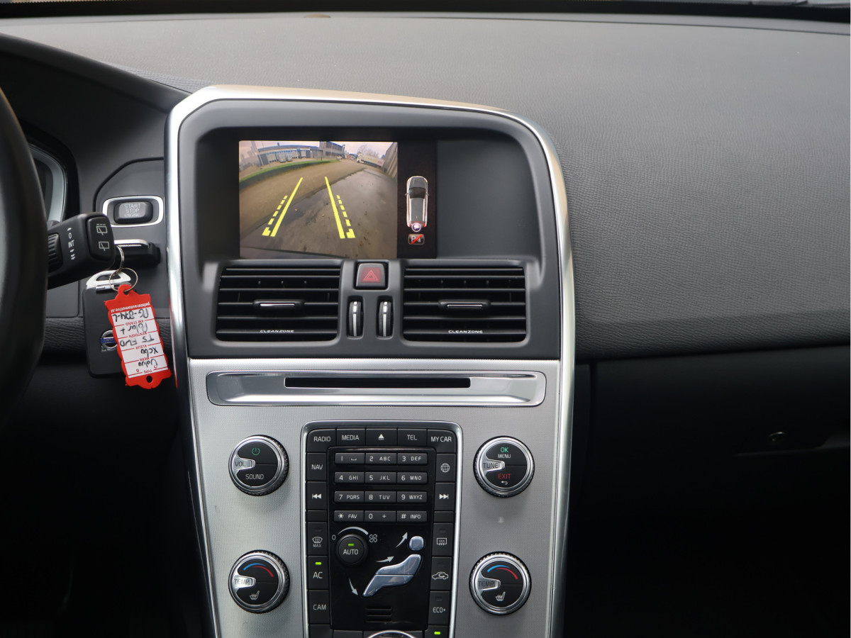 Volvo XC60 2.0 T5 FWD Polar+ Automaat