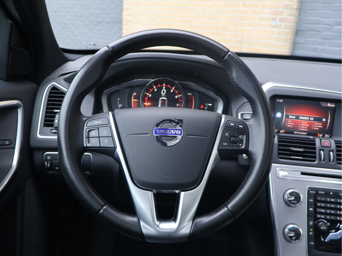 Volvo XC60 2.0 T5 FWD Polar+ Automaat