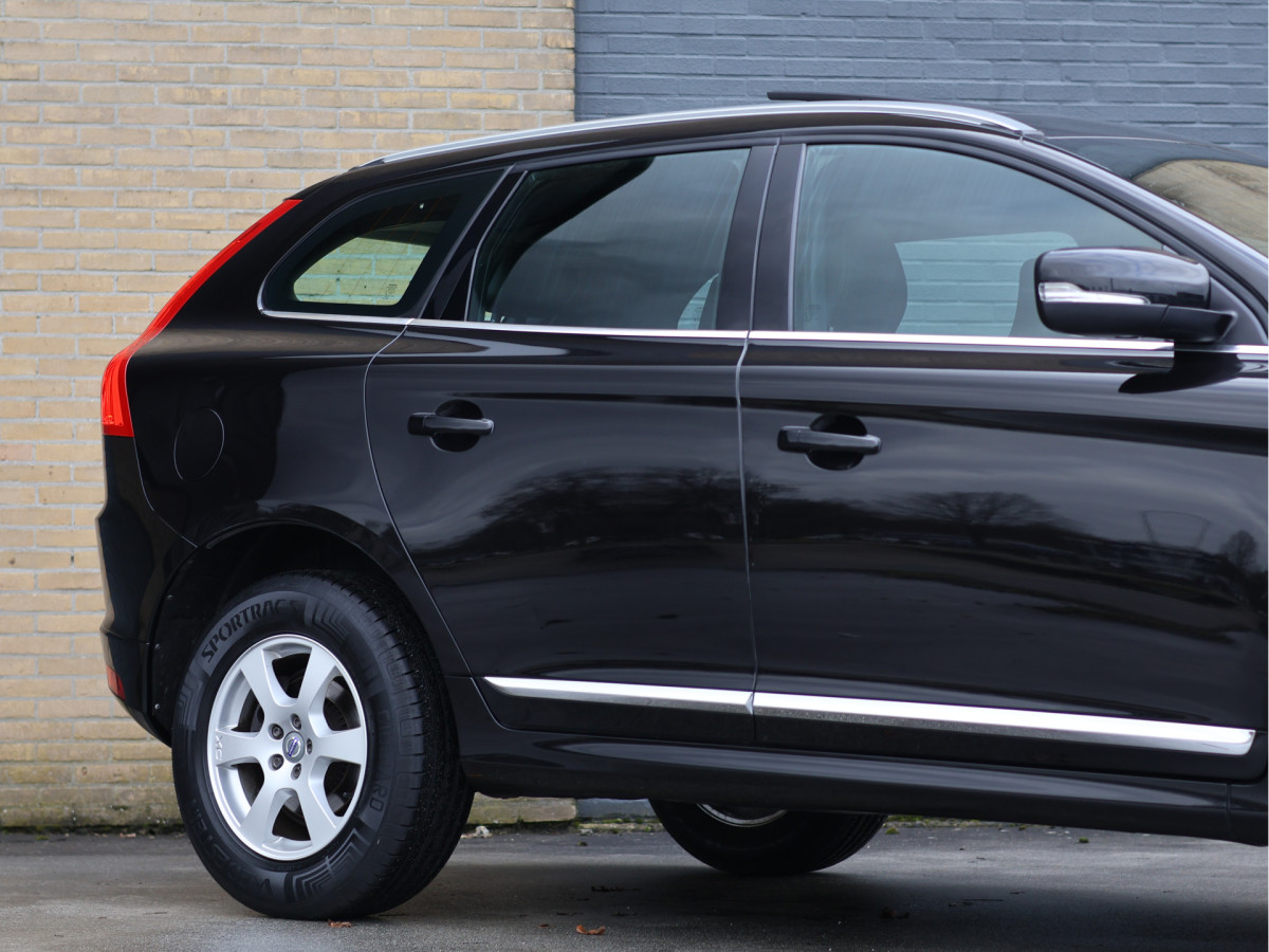 Volvo XC60 2.0 T5 FWD Polar+ Automaat