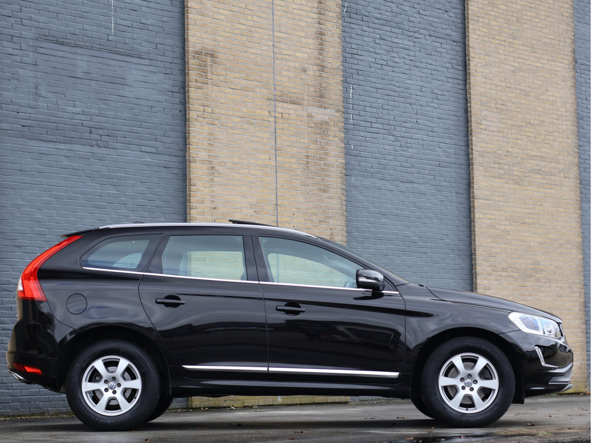 Volvo XC60 2.0 T5 FWD Polar+ Automaat