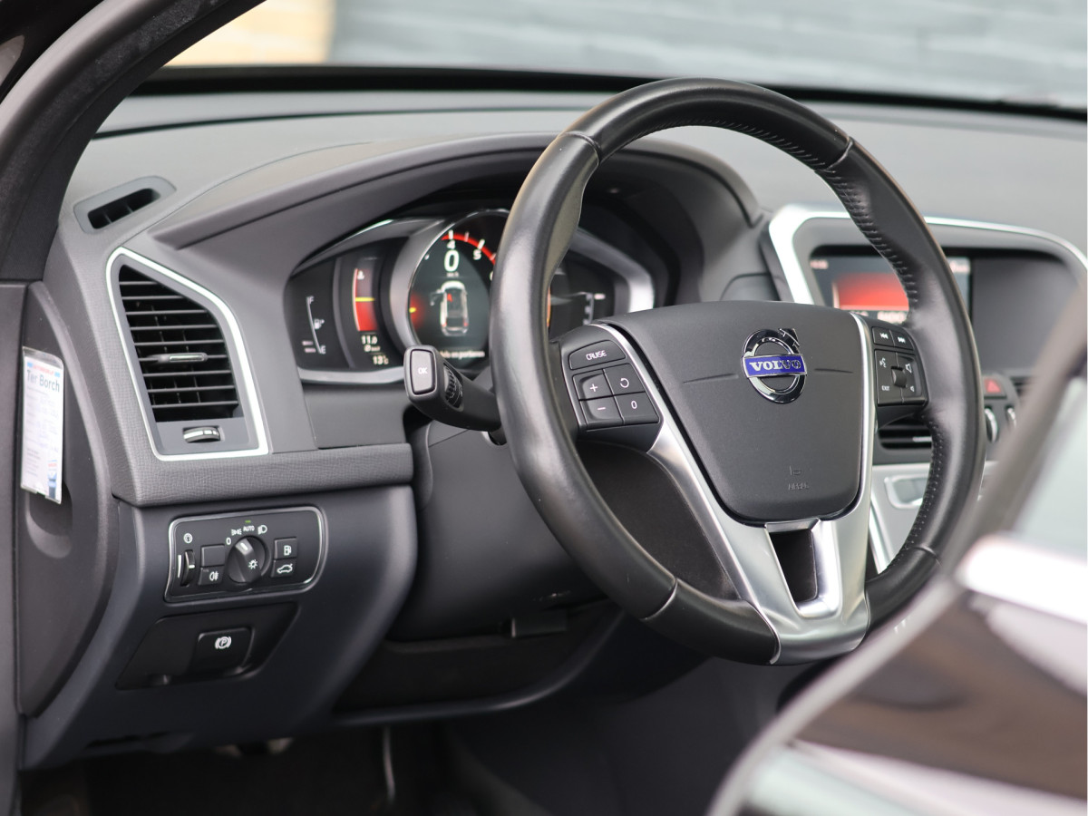 Volvo XC60 2.0 T5 FWD Polar+ Automaat