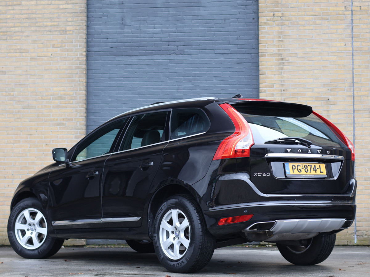 Volvo XC60 2.0 T5 FWD Polar+ Automaat
