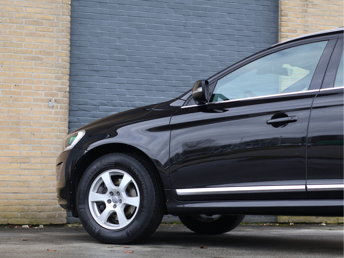 Volvo XC60 2.0 T5 FWD Polar+ Automaat