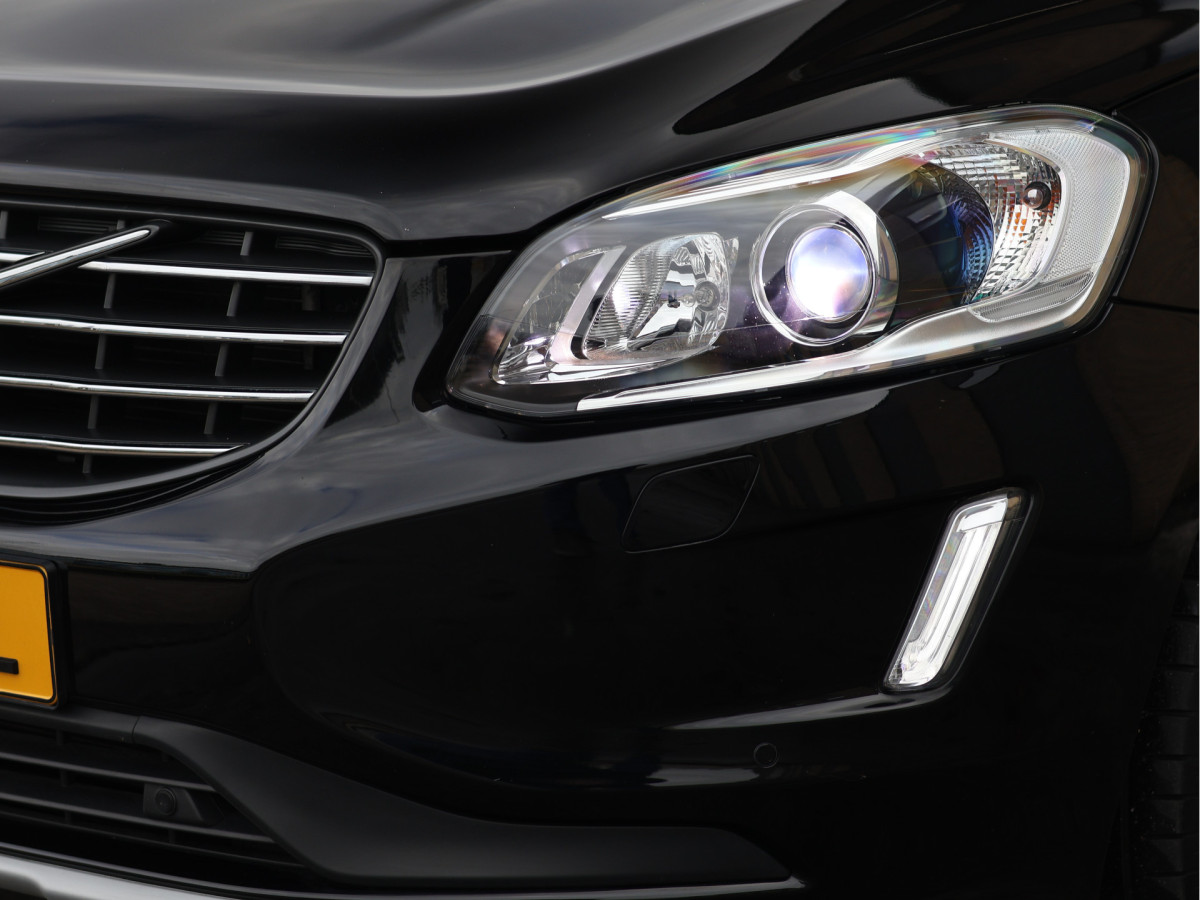 Volvo XC60 2.0 T5 FWD Polar+ Automaat