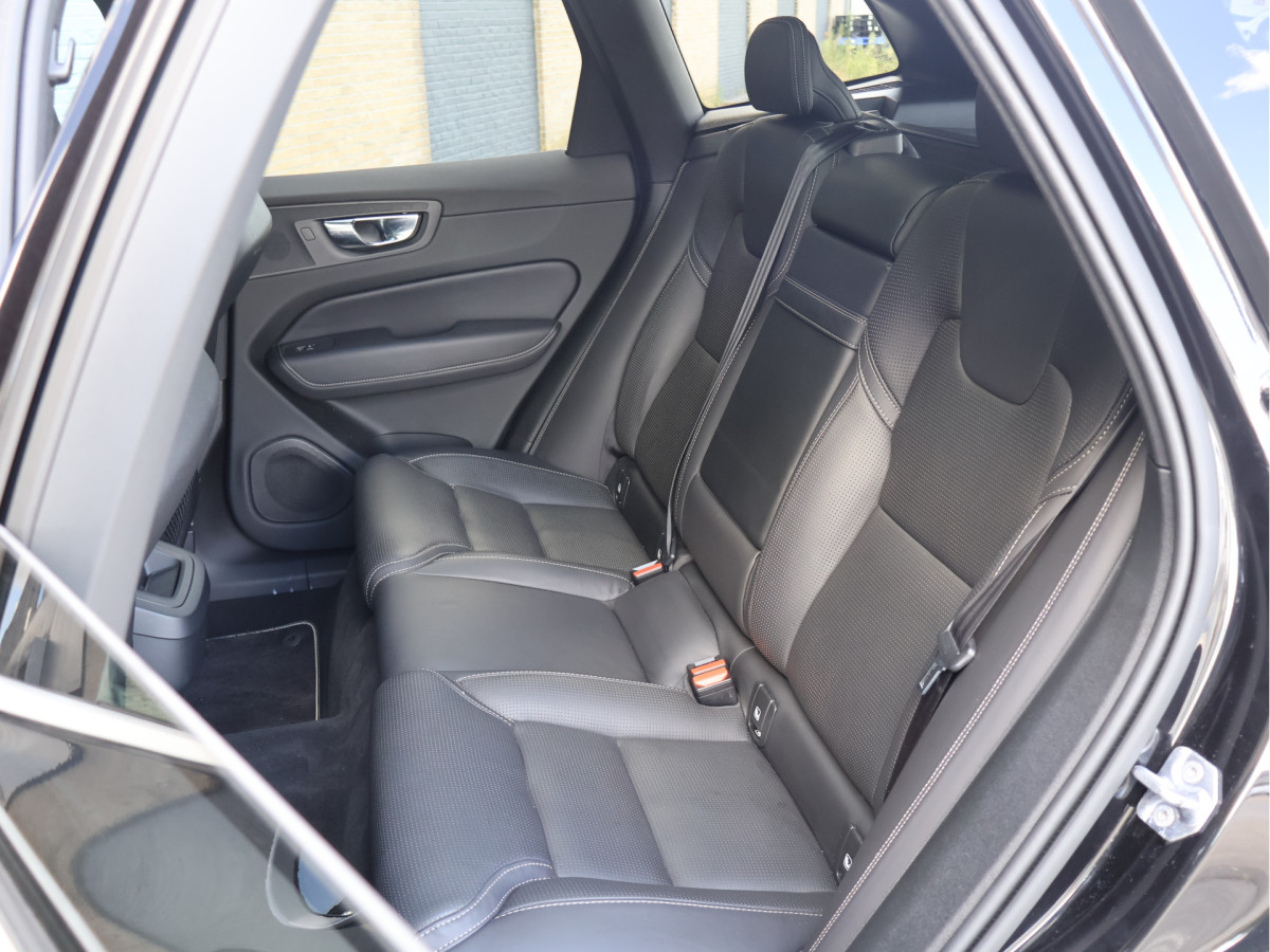 Volvo XC60 2.0 T6 AWD R-Design