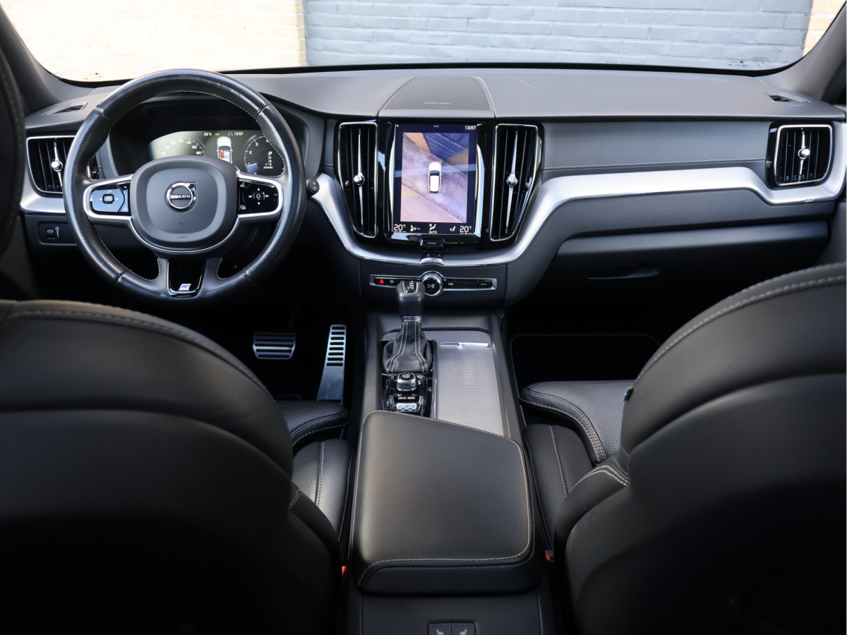 Volvo XC60 2.0 T6 AWD R-Design