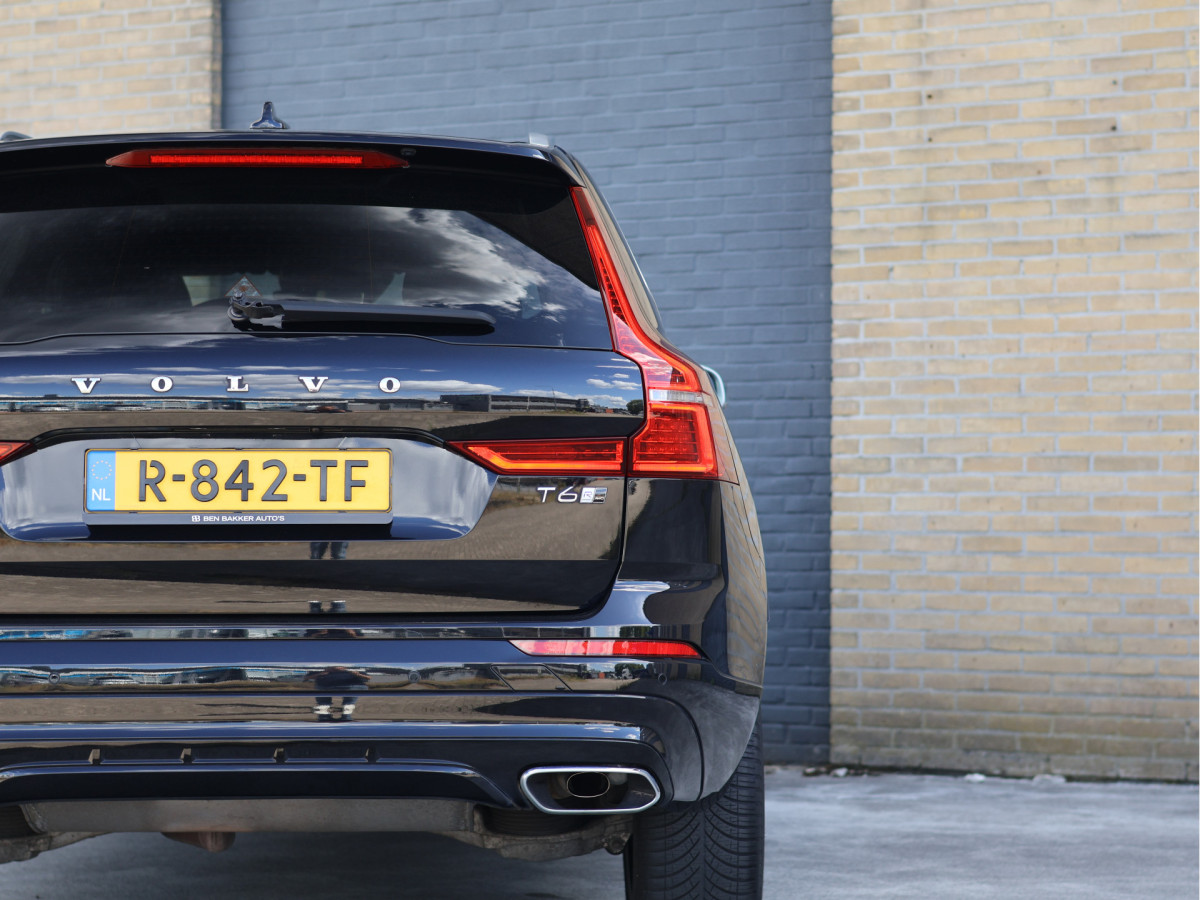 Volvo XC60 2.0 T6 AWD R-Design