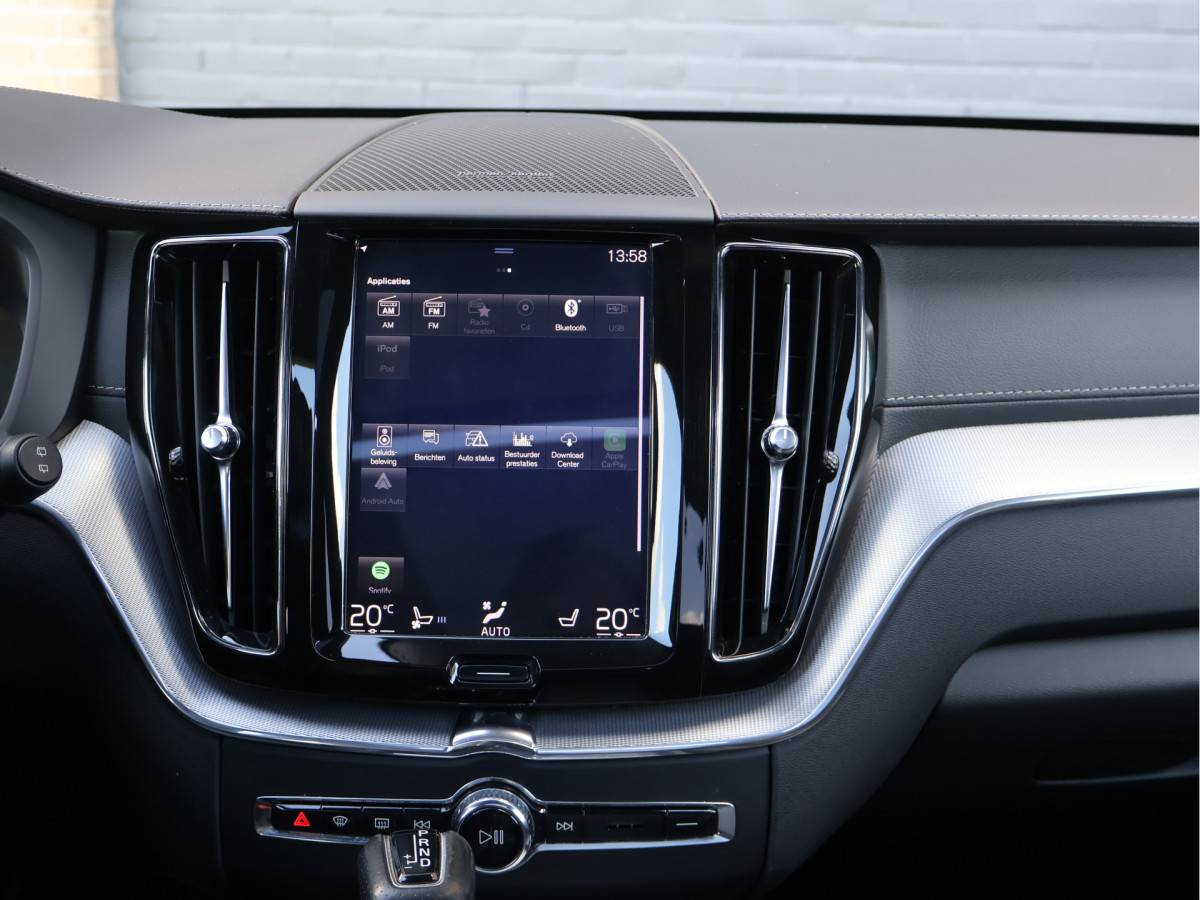 Volvo XC60 2.0 T6 AWD R-Design