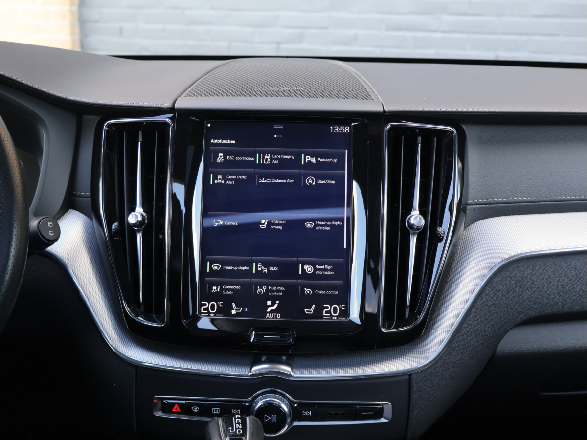 Volvo XC60 2.0 T6 AWD R-Design