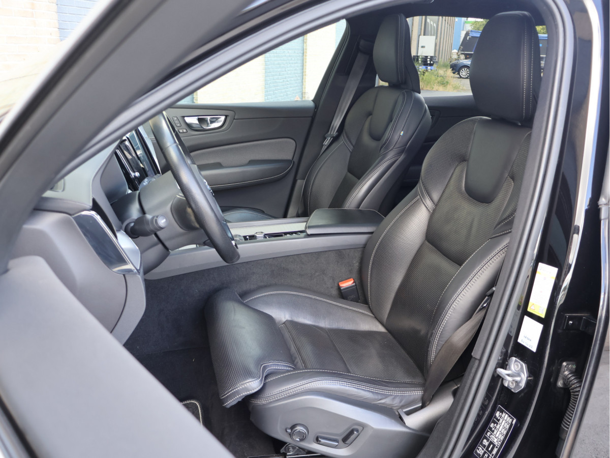 Volvo XC60 2.0 T6 AWD R-Design
