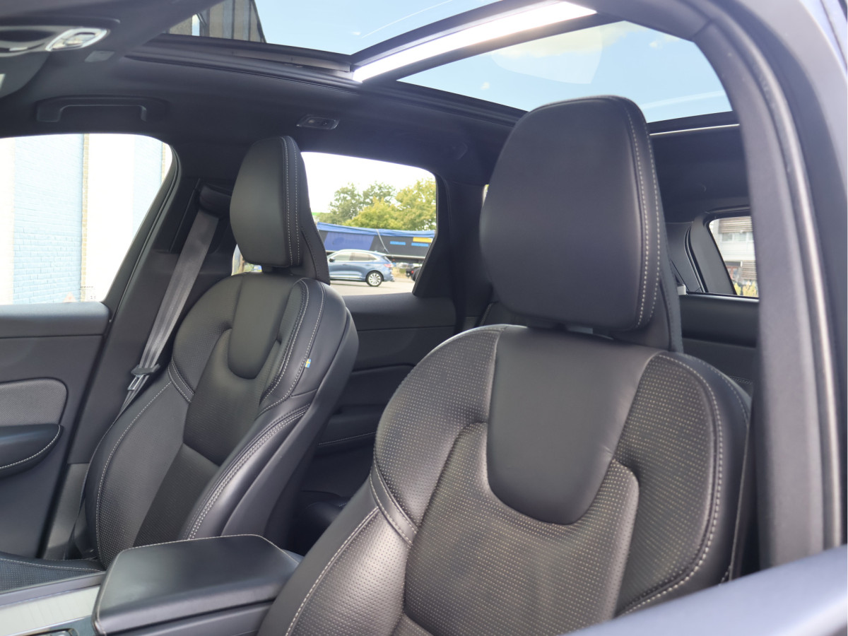 Volvo XC60 2.0 T6 AWD R-Design