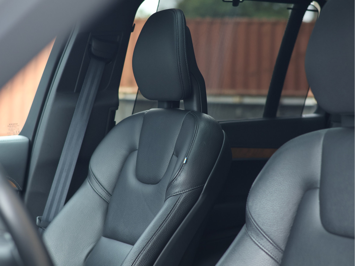 Volvo XC90 2.0 T8 Recharge AWD Inscription 7p.