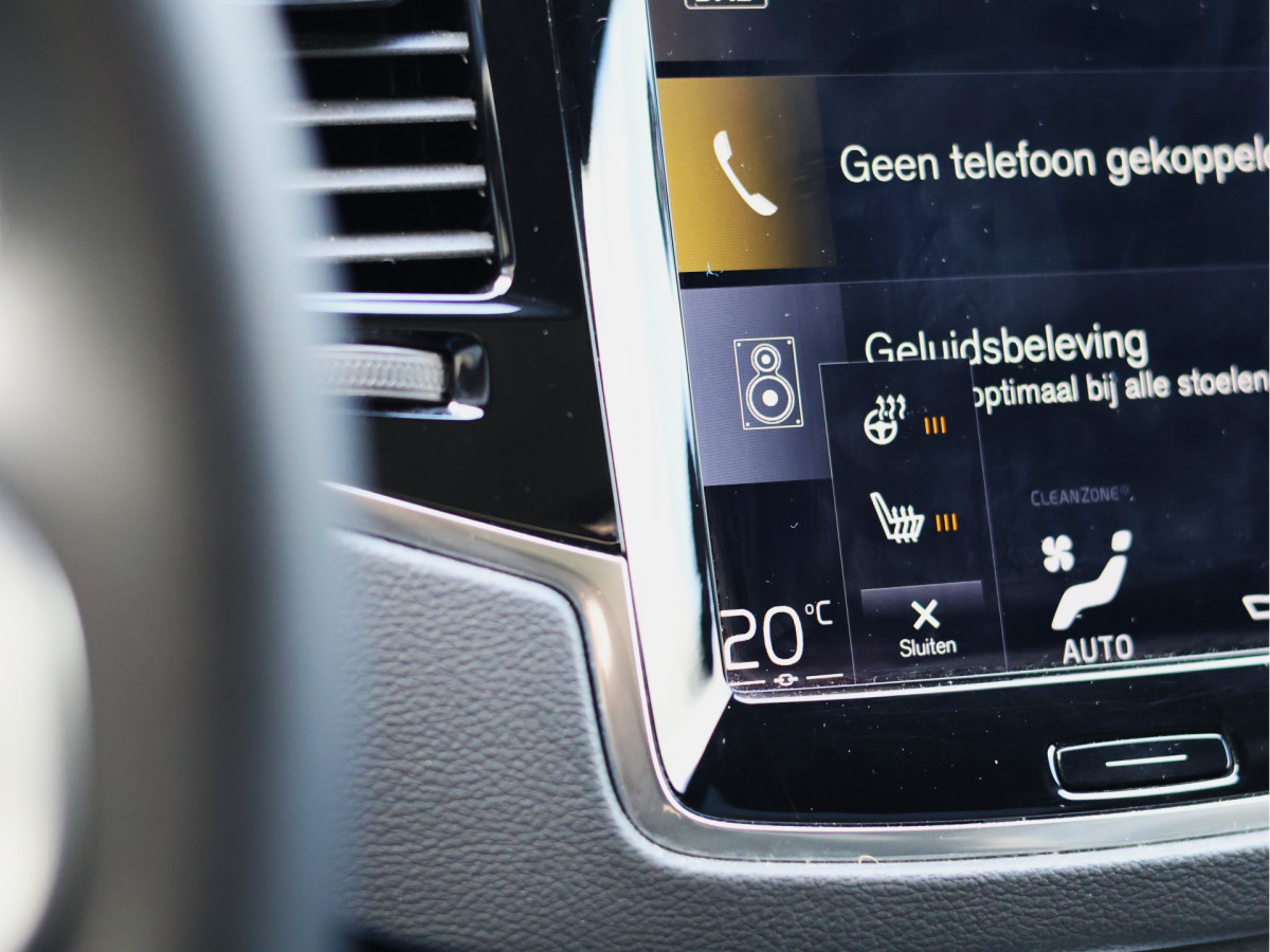 Volvo XC90 2.0 T8 Recharge AWD R-Design