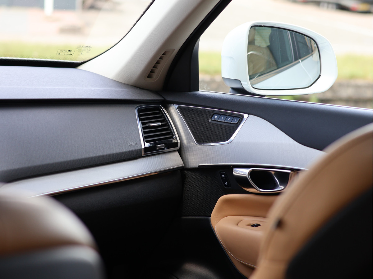 Volvo XC90 2.0 T8 Twin Engine AWD Inscription
